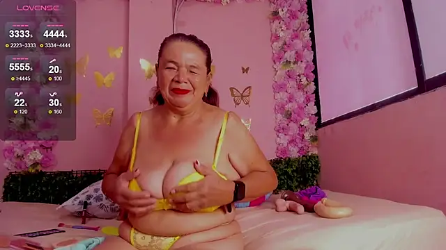 grandmother milf online show from July 18, 2026, 12:53 pm