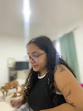 Snapshot of CurlyGirl_1 chatting on January 4, 2025, 12:59 pm CurlyGirl 1 online show from January 4, 2025, 12:59 pm