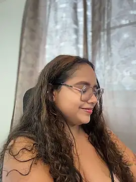 CurlyGirl 1 online show from July 11, 2026, 10:44 pm