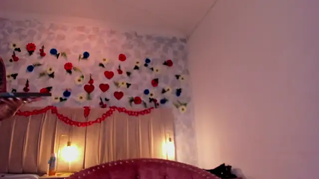 samara smithh online show from February 28, 2025, 5:37 pm