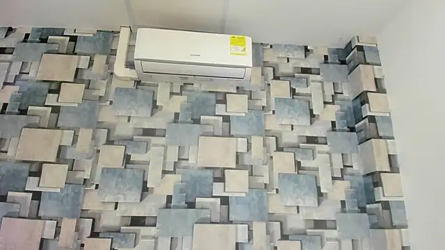 angel dthroatt online show from February 21, 2026, 12:17 pm