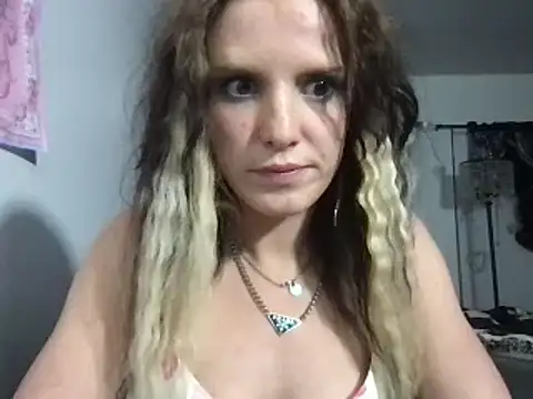 Snapshot of kittycatkendra chatting on February 22, 2025, 9:34 am kittycatkendra online show from February 22, 2025, 9:34 am