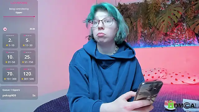 Snapshot of Melissa_Wells chatting on February 9, 2025, 4:46 am Melissa Wells online show from February 9, 2025, 4:46 am