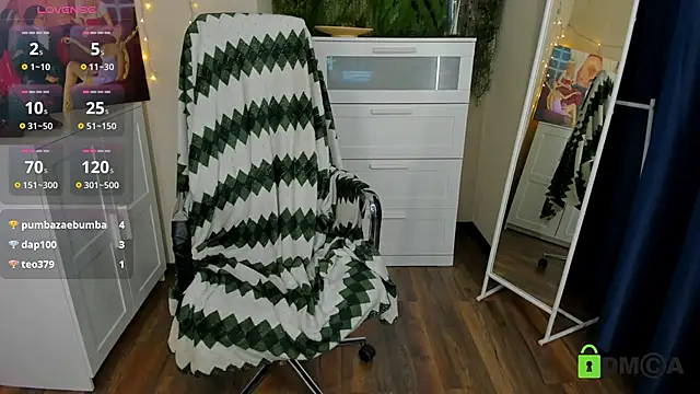 Snapshot of Melissa_Wells chatting on February 19, 2025, 8:44 am Melissa Wells online show from February 19, 2025, 8:44 am