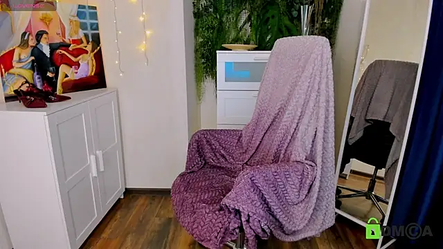 Snapshot of Melissa_Wells chatting on March 4, 2025, 5:32 am Melissa Wells online show from March 4, 2025, 5:32 am