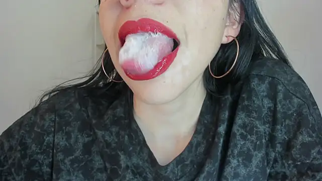 Katty mouth online show from November 8, 2025, 9:02 pm