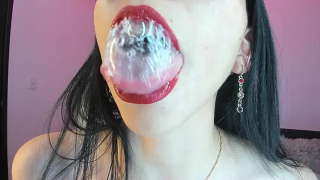 Katty mouth online show from March 31, 2026, 9:04 pm