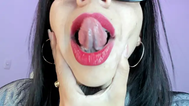 Katty mouth online show from June 25, 2026, 4:44 pm
