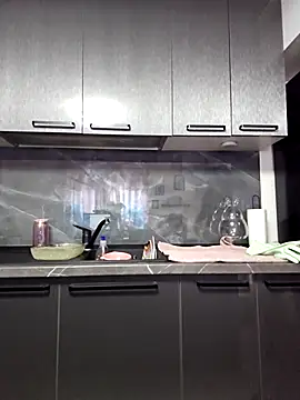 AnaFoxxy online show from February 28, 2026, 7:42 am