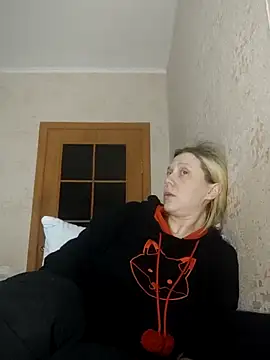 LeraSweet online show from February 8, 2026, 8:56 pm