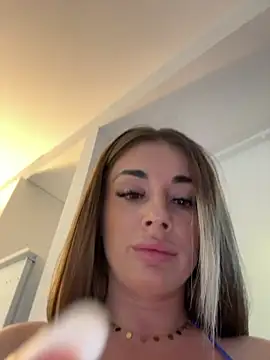IsabellaEtthan online show from June 30, 2026, 5:47 pm
