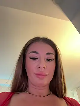 IsabellaEtthan online show from July 10, 2026, 5:48 pm