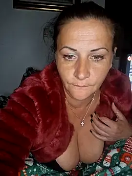 anaaamariaaaa online show from March 16, 2026, 5:50 pm