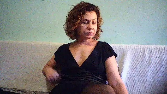 Mat Elenore online show from October 29, 2025, 5:42 am