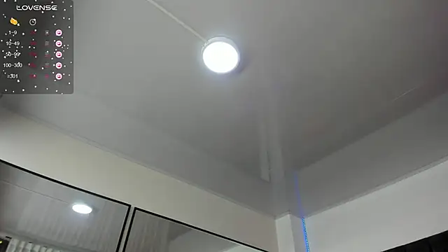 natalia curvy1 online show from February 17, 2025, 5:53 pm