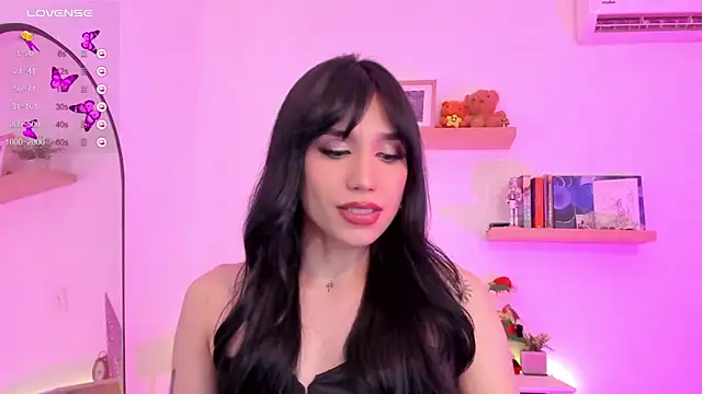 Snapshot of rose_saenz chatting on December 14, 2024, 12:44 am rose saenz online show from December 14, 2024, 12:44 am