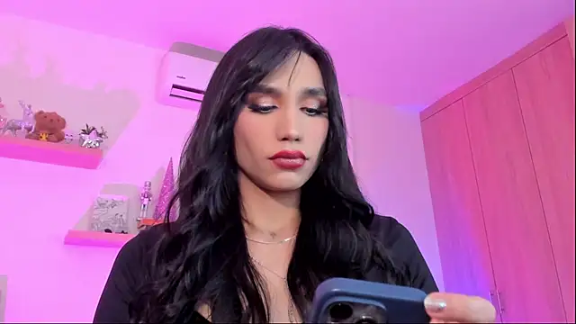 Snapshot of rose_saenz chatting on December 14, 2025, 8:35 pm rose saenz online show from December 14, 2025, 8:35 pm