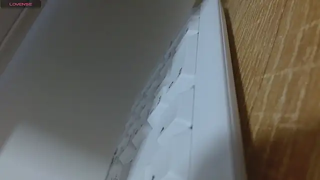 genesis moretz online show from February 18, 2026, 10:39 pm