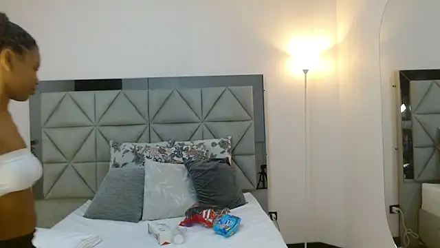 genesis moretz online show from February 28, 2026, 3:40 am