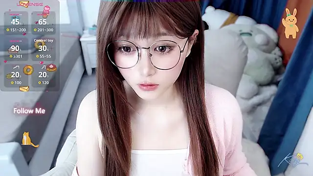 Snapshot of Sweet-18wanwan chatting on July 10, 2026, 12:19 pm Sweet-18wanwan online show from July 10, 2026, 12:19 pm