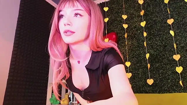 Snapshot of SandraBoyl chatting on February 19, 2025, 7:50 am SandraBoyl online show from February 19, 2025, 7:50 am