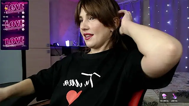 Daniela Cooperr online show from October 20, 2025, 5:13 pm