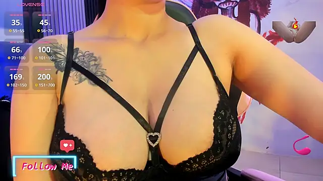 nathalia zamu online show from March 3, 2026, 4:29 am