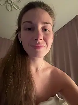 Snapshot of JasminJames chatting on October 21, 2025, 9:37 pm JasminJames online show from October 21, 2025, 9:37 pm