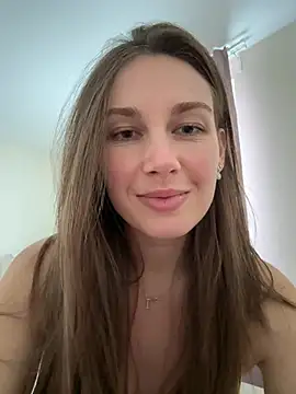 JasminJames online show from April 14, 2026, 2:01 pm