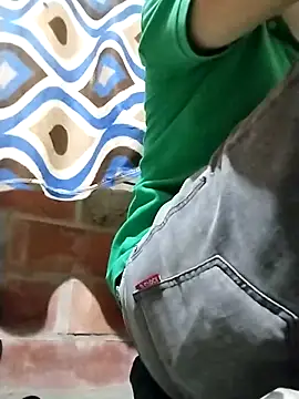 Snapshot of Rejy1992 chatting on September 11, 2025, 4:45 am Rejy1992 online show from September 11, 2025, 4:45 am