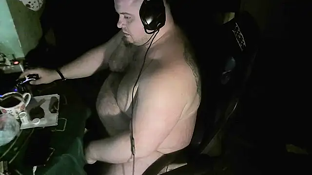 Snapshot of perversalus chatting on February 1, 2025, 5:37 pm perversalus online show from February 1, 2025, 5:37 pm