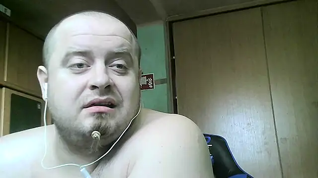 Snapshot of perversalus chatting on February 9, 2025, 12:30 pm perversalus online show from February 9, 2025, 12:30 pm