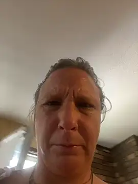 Everlyrose27 online show from September 12, 2025, 4:29 pm