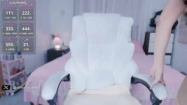 PimChanOK online show from March 18, 2025, 11:31 pm