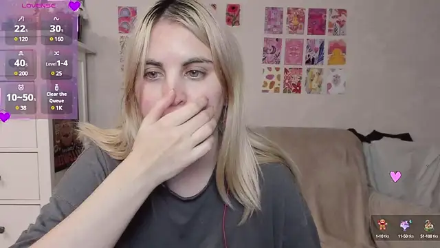 Snapshot of pawpaws chatting on January 2, 2025, 4:35 pm pawpaws online show from January 2, 2025, 4:35 pm