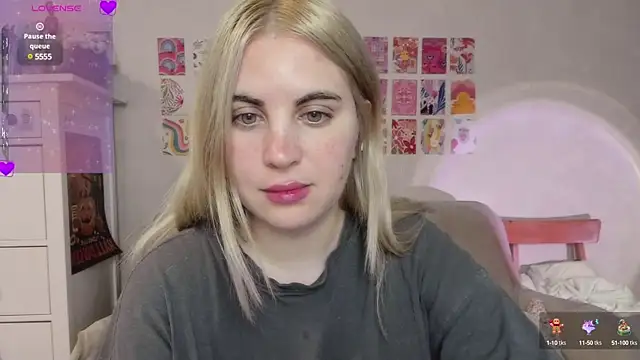 Snapshot of pawpaws chatting on January 12, 2025, 9:30 am pawpaws online show from January 12, 2025, 9:30 am