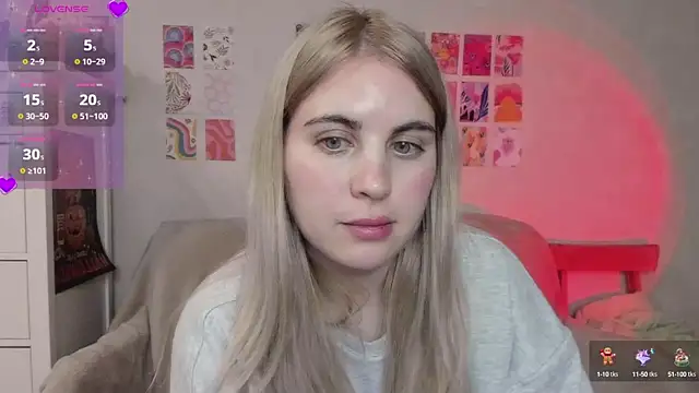 Snapshot of pawpaws chatting on January 14, 2025, 2:22 pm pawpaws online show from January 14, 2025, 2:22 pm