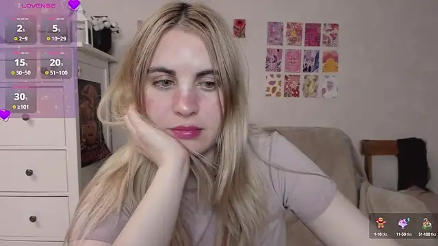 Snapshot of pawpaws chatting on February 4, 2025, 6:49 pm pawpaws online show from February 4, 2025, 6:49 pm