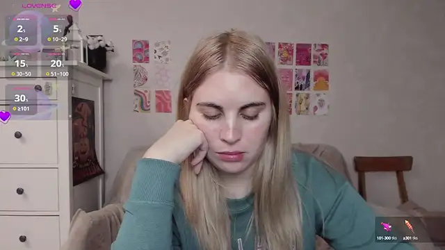 Snapshot of pawpaws chatting on February 15, 2025, 2:33 pm pawpaws online show from February 15, 2025, 2:33 pm