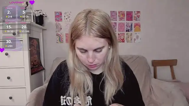 Snapshot of pawpaws chatting on February 22, 2025, 8:53 pm pawpaws online show from February 22, 2025, 8:53 pm