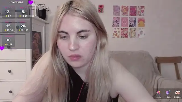 Snapshot of pawpaws chatting on March 8, 2025, 3:56 pm pawpaws online show from March 8, 2025, 3:56 pm