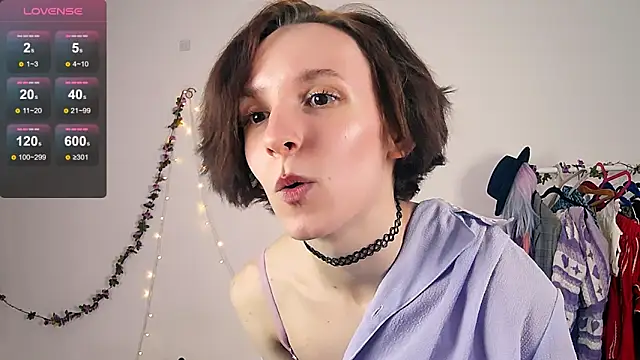 Violet Veliya online show from September 26, 2025, 5:06 pm