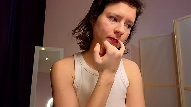 Dana Magicall online show from December 18, 2024, 7:04 am