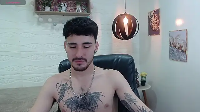 DmitriSanders online show from January 6, 2025, 11:42 pm