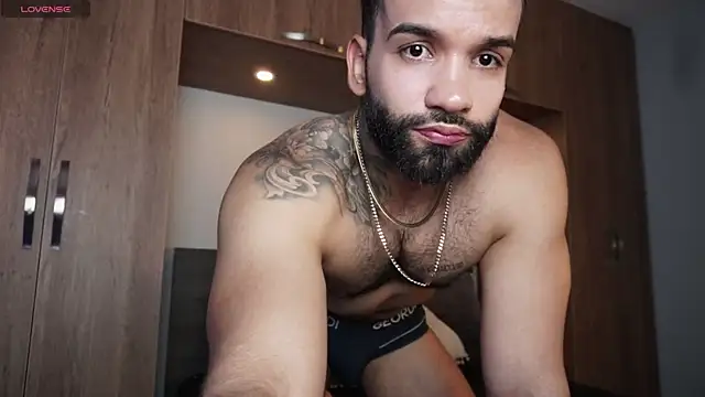 MarkHazze online show from September 17, 2025, 7:04 pm