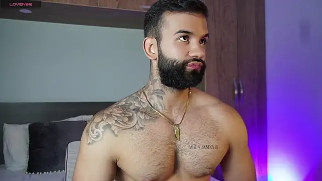 MarkHazze online show from October 6, 2025, 9:01 pm