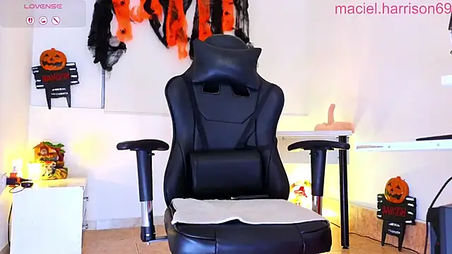 MacielHarrison online show from October 18, 2025, 12:57 am