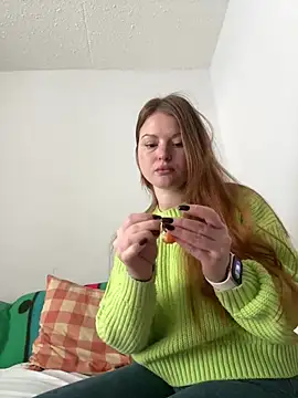 Snapshot of cuteFoxi chatting on February 14, 2025, 5:03 pm cuteFoxi online show from February 14, 2025, 5:03 pm