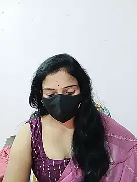 Snapshot of Keerthi-Telugu chatting on January 7, 2025, 5:31 pm Keerthi-Telugu online show from January 7, 2025, 5:31 pm