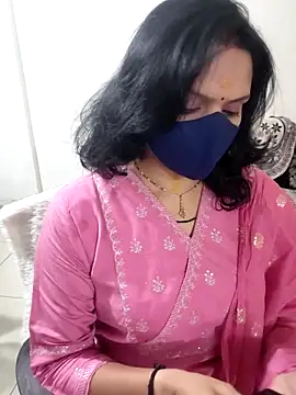 Snapshot of khushikhushi chatting on June 19, 2026, 5:34 am khushikhushi online show from June 19, 2026, 5:34 am
